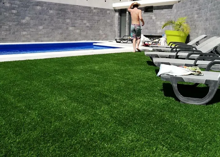 Imaculado Village פונשל